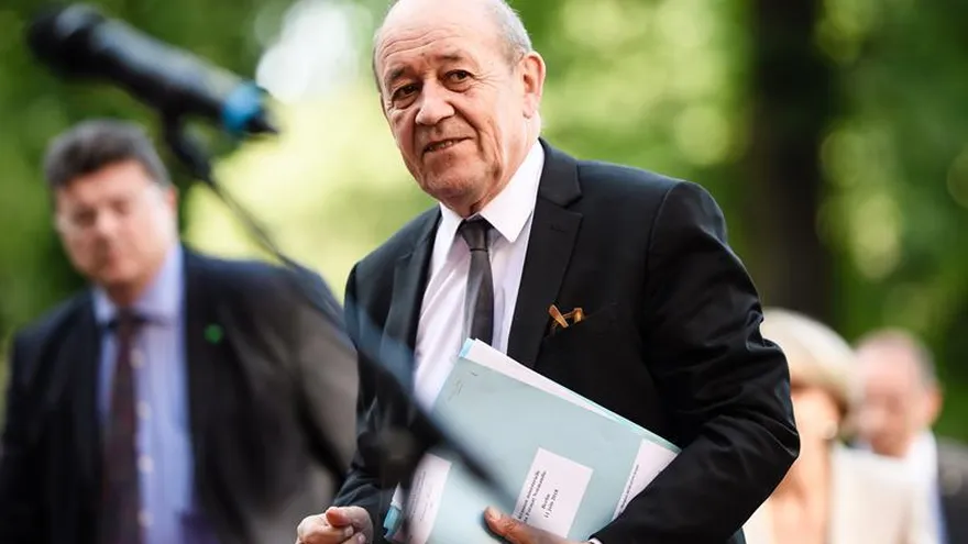 En la imagen un registro del ministro de Relaciones Exteriores de Francia, Jean-Yves Le Drian.