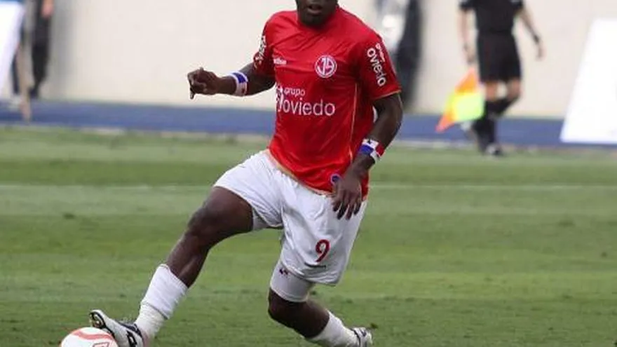 Gol de "Matador" Tejada sella triunfo del Juan Aurich