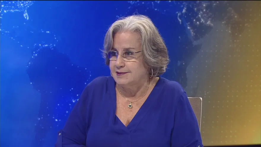 Exministra Calderon cuestiona endurecer la ley penal juvenil y advierte que el problema real es la falta de prevención