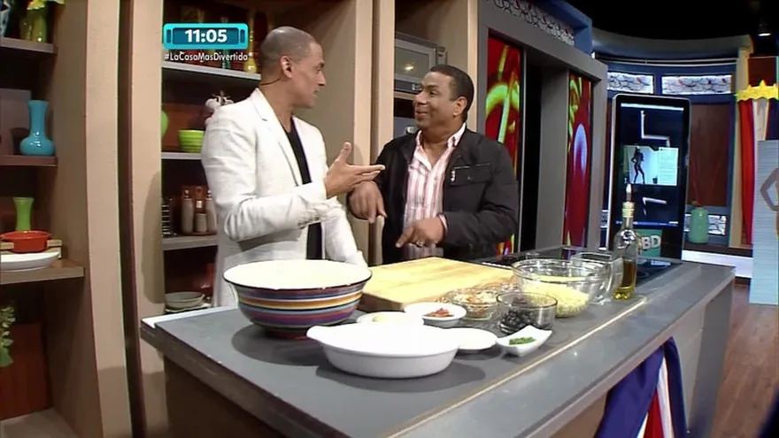 Ensalada fría con pollo y peperoni