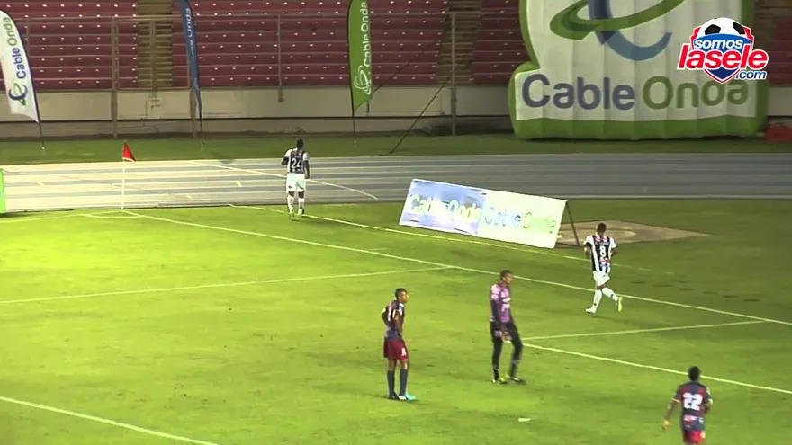 Chorrillo y Tauro empataron 1-1