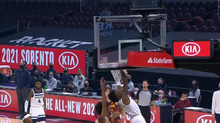 Las mejores 10 jugadas de la NBA en lunes 1 de febrero 2021