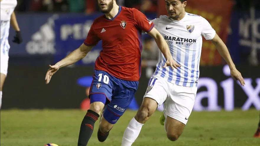 Acción del partido entre Osasuna y Málaga