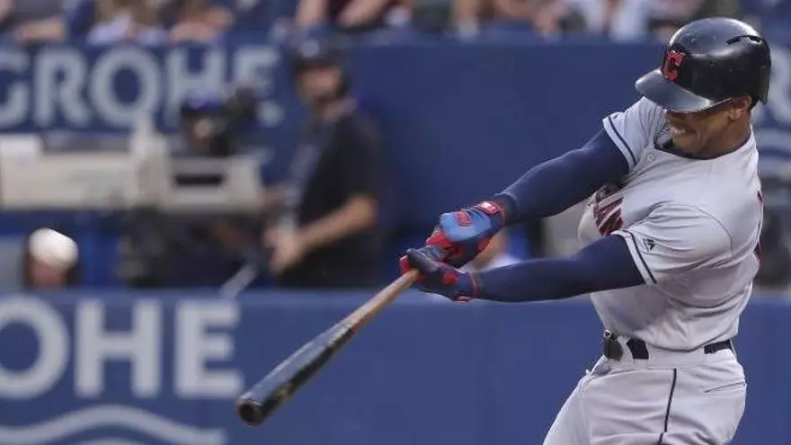 Boricua Lindor apuntala triunfo de Indios sobre Azulejos