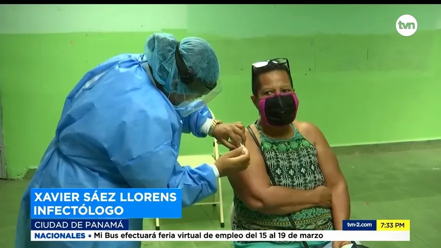 Vacunados podrían dejar de usar mascarillas, pero expertos advierten que hay algunos riesgos