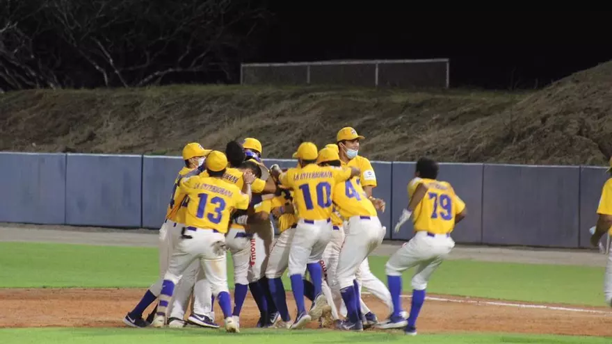 Resumen Coclé 3-4 Herrera Juego 5 final Béisbol Juvenil 2021
