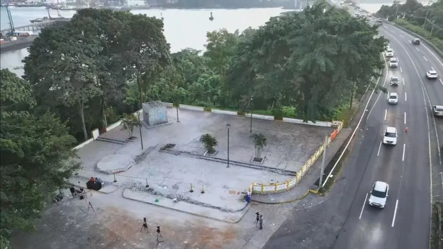 Mi Cultura se encargará de reconstruir el monumento chino derribado