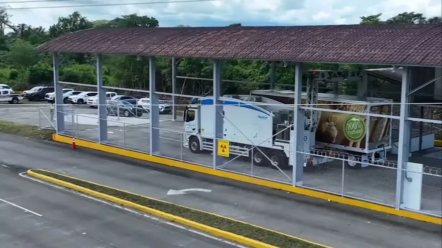 Instalan nuevo escáner en puesto fronterizo de San Isidro