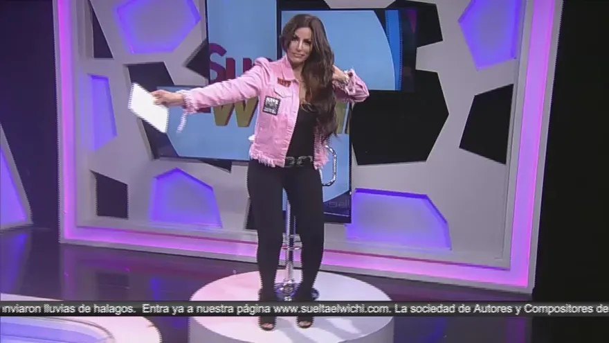 El pollo Peter no se acompleja con sus libras de más