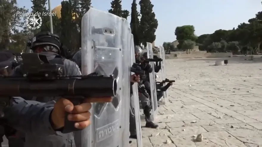 Nuevos choques en Jerusalén dejan cientos de heridos