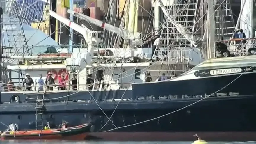 Velero de madera más grande del mundo