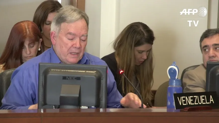 Colombia y Venezuela luchan en la OEA