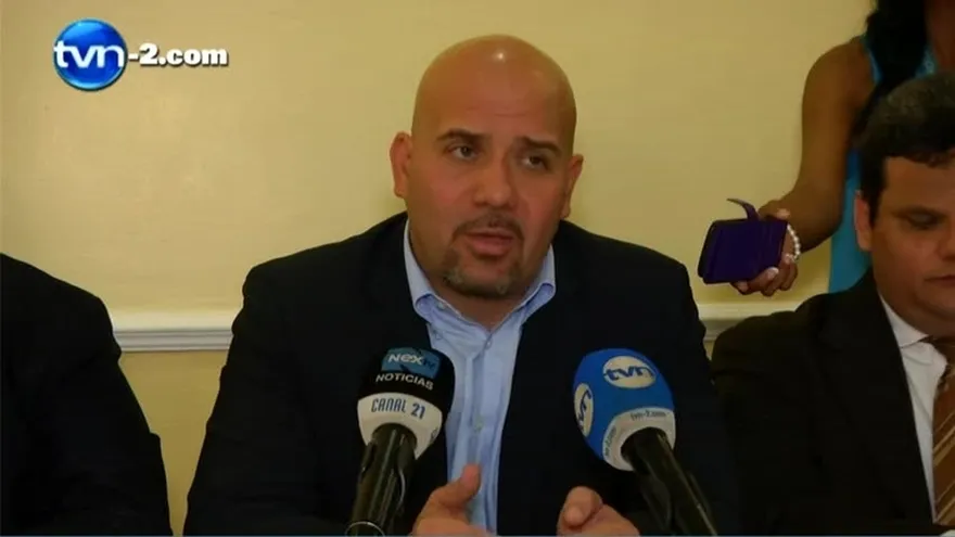 Piden renuncia de lo que queda del Cen del PRD