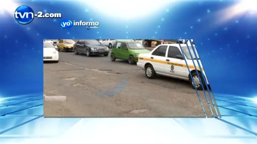 Resuelven desborde de aguas servidas, pero la calle está en mal estado