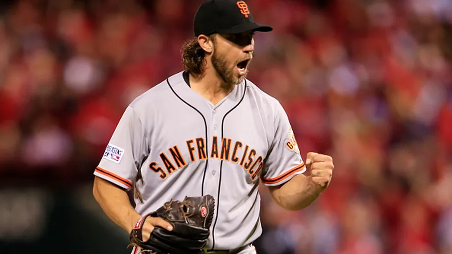 Bumgarner y Gigantes maniatan a Cardenales