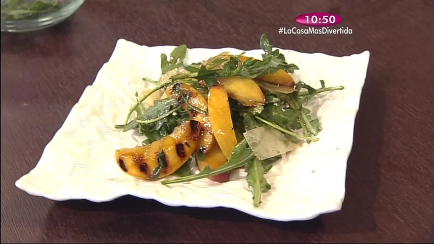 Receta - Ensalada de durazno asado  y queso manchego