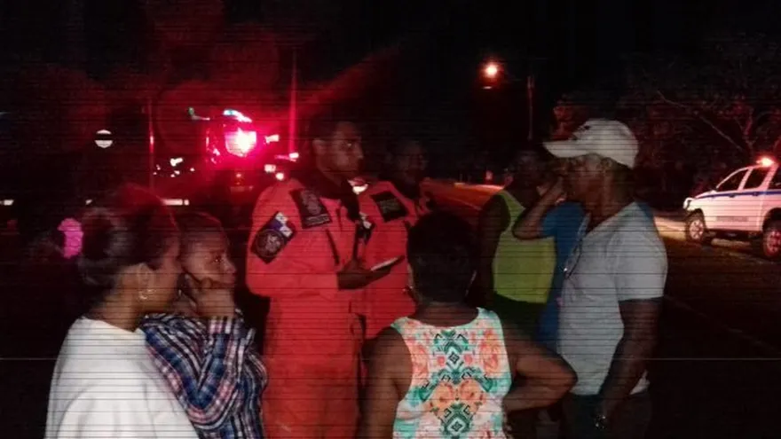 Adultos mayores intentaron cruzar un río y fueron arrastrados por la corriente. Fotografía @Sinaproc_Panama