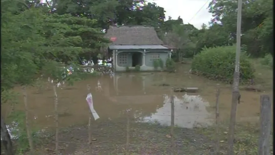 Colapsa puente en Mariato de Veraguas