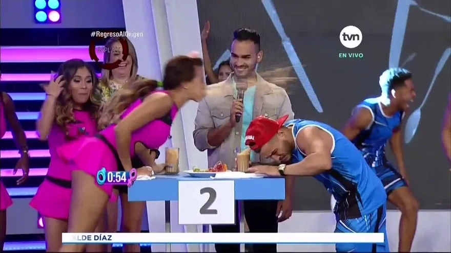 ¡No apto para estómagos sensibles! ¡Neka y Joako se vomitaron mutuamente en pleno juego en vivo!