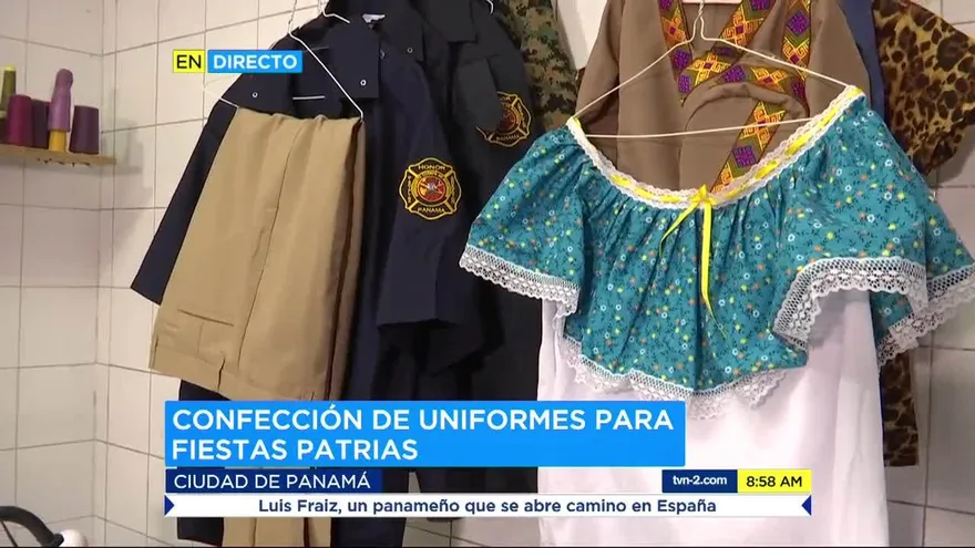 Manos laboriosas cosen los uniformes para fiestas patrias