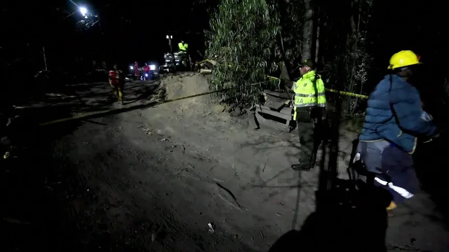 Al menos ocho muertos por explosión de mina en Colombia