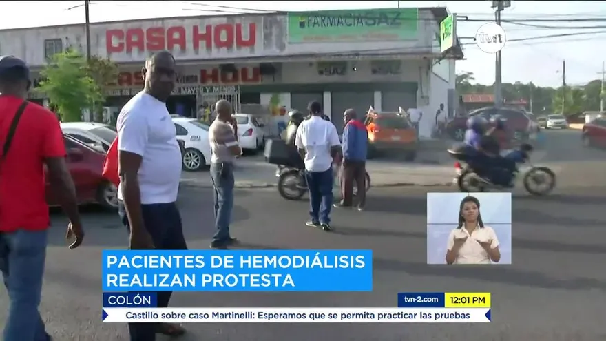 Protestan pacientes de hemodiálisis de Colón