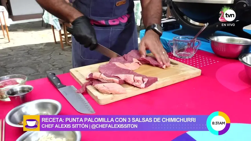 Punta Palomilla con 3 salsas de chimichurri junto a deliciosa papa rellena