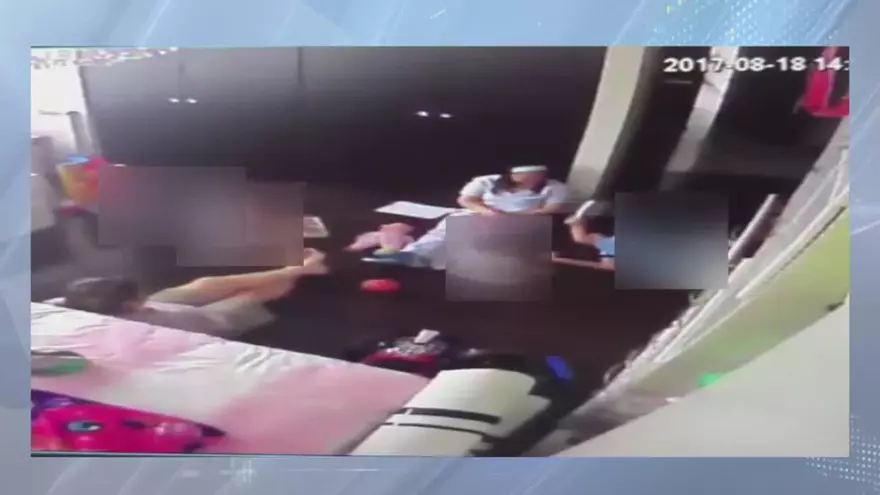 ¿Cómo evitar el maltrato a menores por parte de las niñeras?