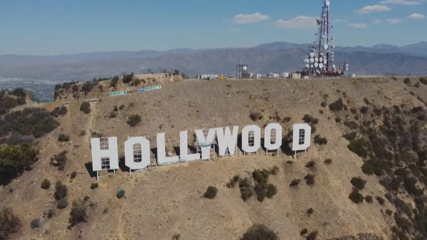 Icónico cartel de Hollywood cumple 100 años