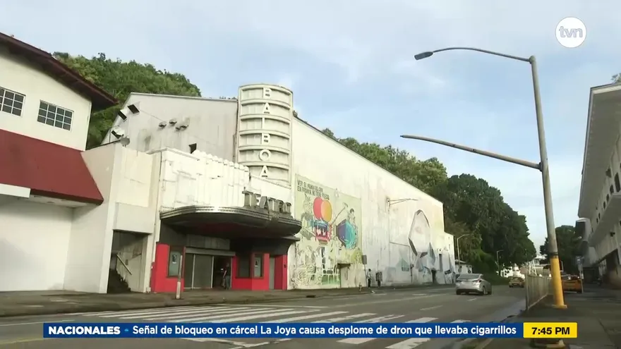 ¿Qué pasó con los primeros teatros de Panamá?