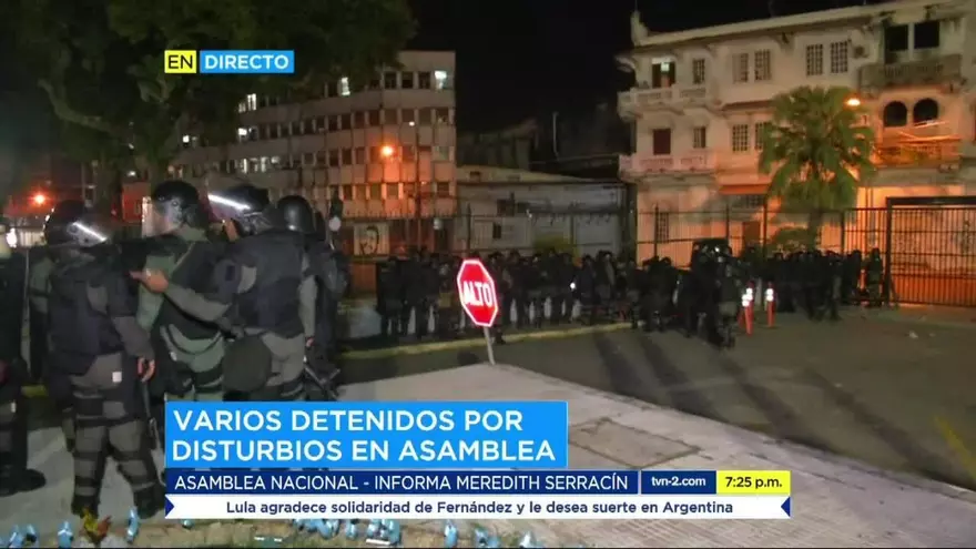 Detenidos tras manifestación en los predios de la Asamblea
