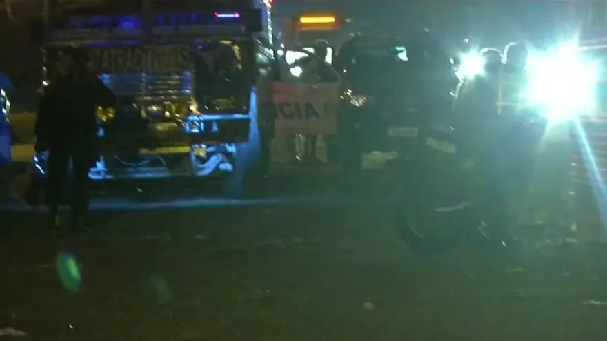 Delincuentes roban en diablo rojo de La Chorrera