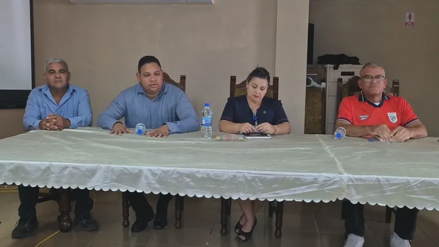 Consejo Municipal de Santa María en Herrera rechaz