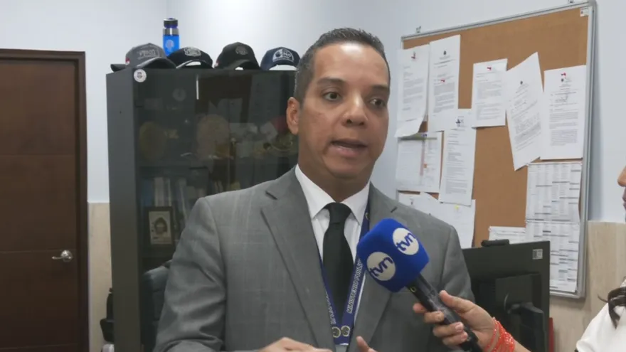 El fiscal superior, Azael Samaniego.