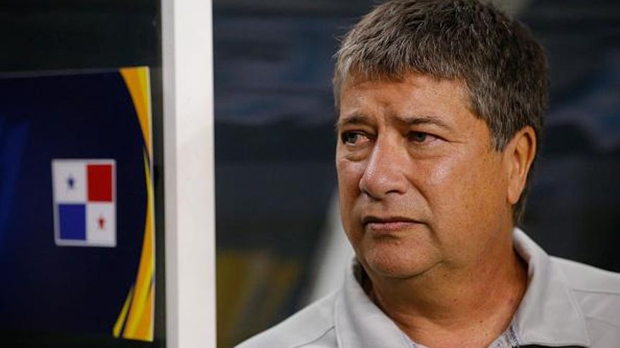Bolillo Gómez busca llevar por tercera ocasión, en calidad de DT principal, a una selección a Mundial.