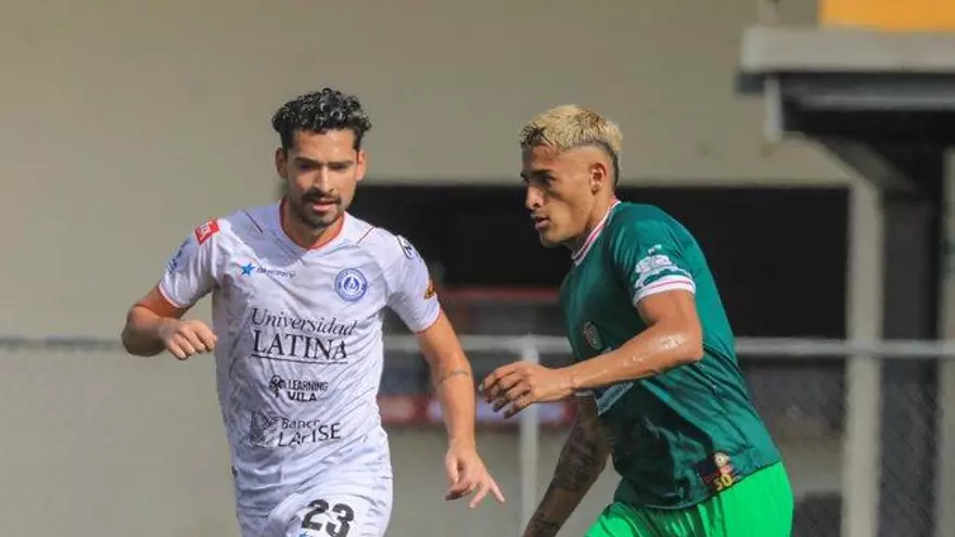 El temblor interrumpió el partido Atlético Chiriquí vs. CD Universitario