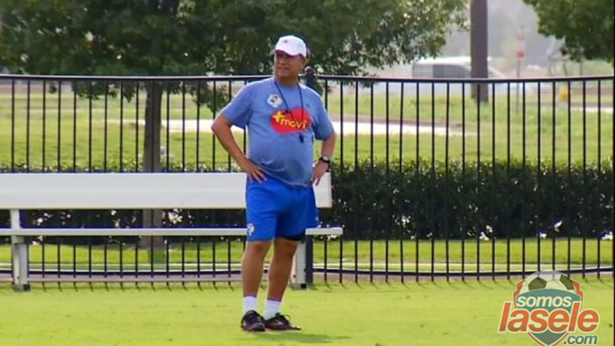 'Bolillo' llama a Macea y Buitrago para partidos amistosos