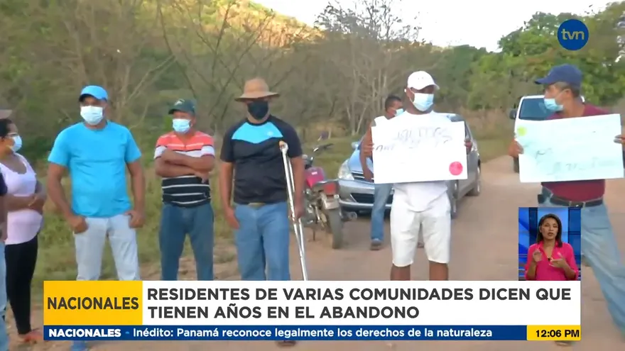 Residentes en Coclé cierran vía exigen construcción de carreteras