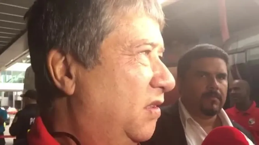 "Bolillo" Gómez y sus palabras a la prensa tica