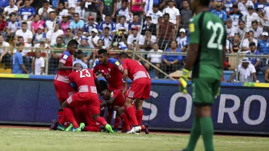 El trofeo de la Copa Centroamericana 2017