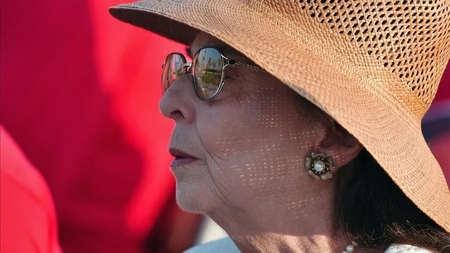 "Vilma" es el título de la obra con que el Ballet Nacional de Cuba (BNC), dirigido por la legendaria exbailarina Alicia Alonso, rendirá tributo a Vilma Espín, la fallecida esposa del presidente cubano, Raúl Castro