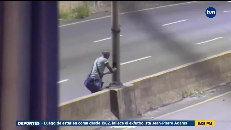 Capturan a un hombre que roba cables