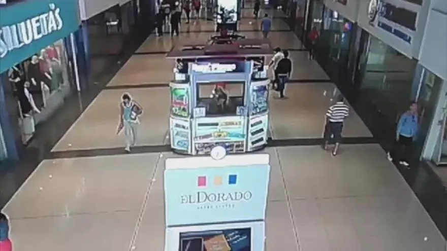 Se iniciaron investigaciones tras homicidio en centro comercial
