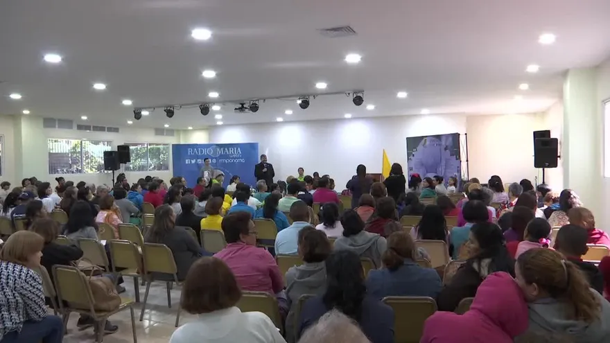 Presentación de Voluntarios de Radio María para la JMJ