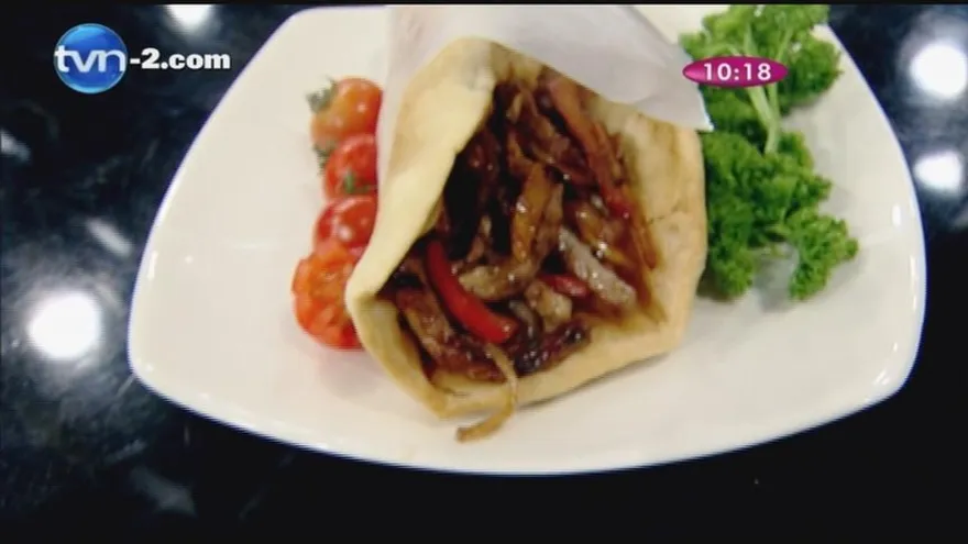 Warp de hojaldre con bistec picado