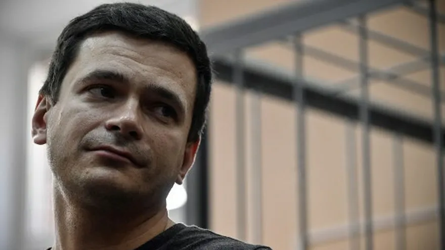 Iliá Yashin, dirigente opositor actualmente detenido