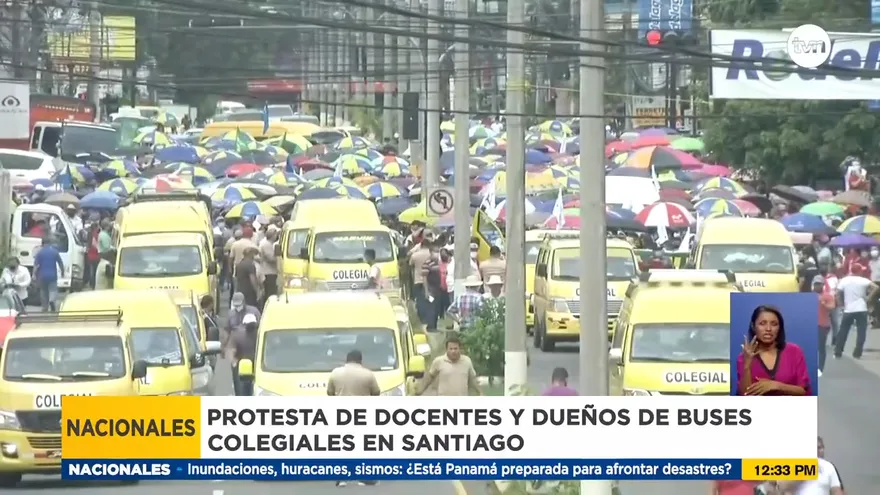 Transportistas de buses colegiales se unen a protesta de docentes en Veraguas