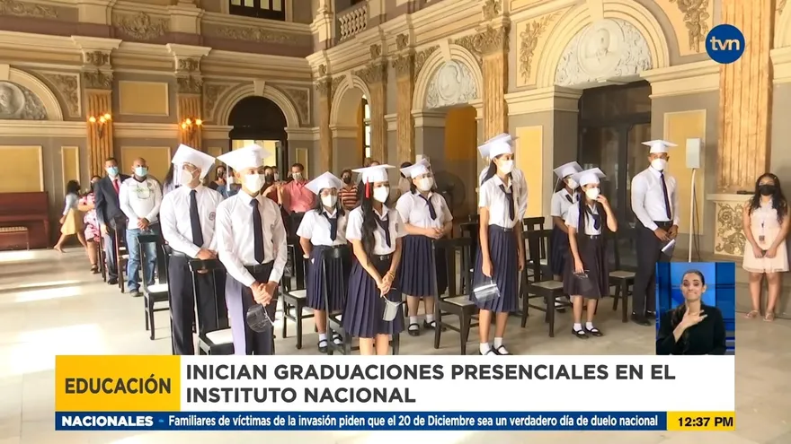 Realizan graduaciones en el Instituto Nacional