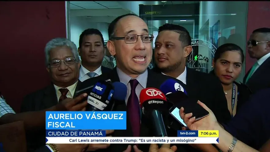 Defensa de Martinelli concluye evacuación de pruebas