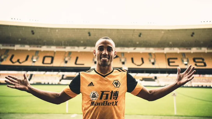 Lyon traspasa al brasileño Marçal al Wolverhampton